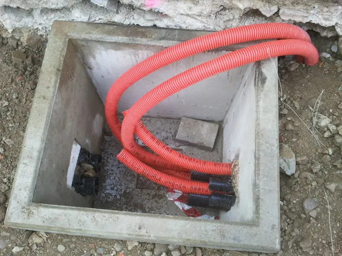 Canalización Centro Comercial